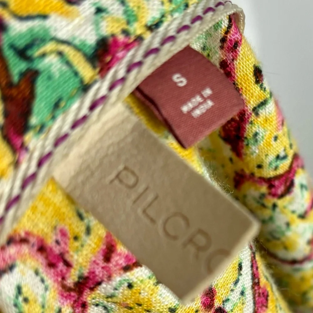 Pilcro yellow Pintuck Peasant blouse - Picture 9 of 10